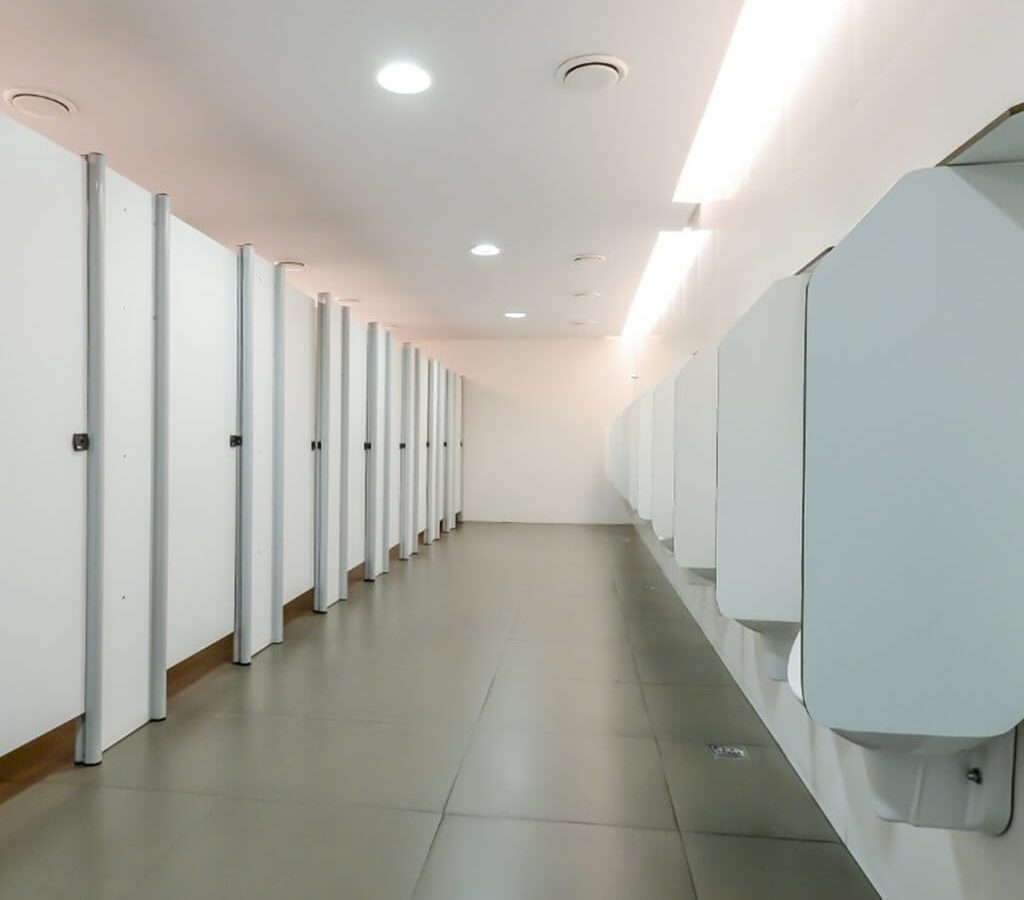 divisórias-para-banheiros-11